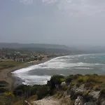 Villa Pouloudia