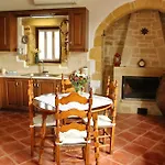 Fudulis Villa