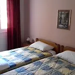 Kabanis Rooms