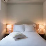 Riaki Apts