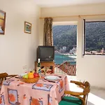 Boulevard Aetos Suites