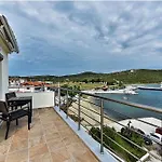 Pension Limani