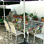 Kristallia Rooms