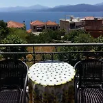 Kristallia Rooms