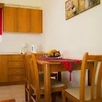 Mika\'S Apartment