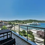Pension Limani