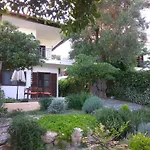 Neria Summer Houses