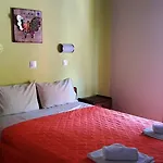 Varvara Studios & Apartments I