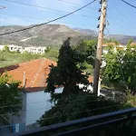 Arleta\'S Sunny Guesthouse