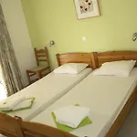 Nikolaki Rooms