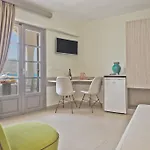 Nereus Luxurious Suites