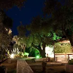 Trikeri Villas