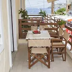 Zorbas Hotel & Apartments