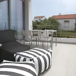 Ilios H&E House
