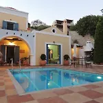 Marouso Villa