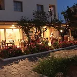Panorama-Seaview Studios & Apartments