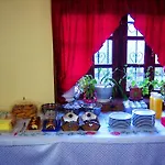 Manis Hotel