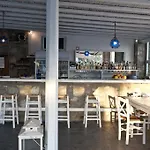 Voula Apartments & Rooms