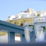 Paradissos Hotel