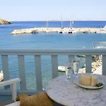 Paradissos Hotel