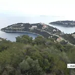 Amoni Sea View Maisonette