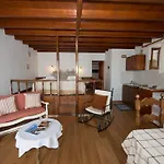 Kyklameno Studio No 1