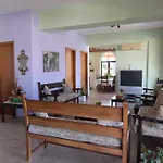 Lofos Hotel