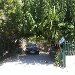 Petros House 1