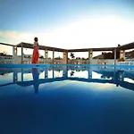 Island House Hotel