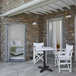 Selana Suites