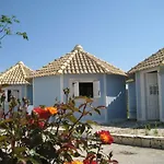 Palm Grove Complex Apartments