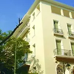 Karellion Hotel