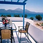 Moustakas Apartments