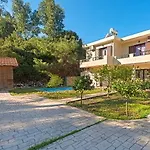 Secret Garden Villa