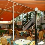 Hotel Ilios