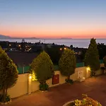 Villa Apollon II
