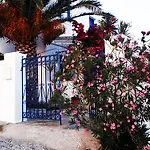 Haroula Apartments