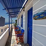 Donoussa Rooms