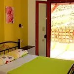 Uphoria Resort Villas