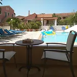 Katerina Pool Apartments