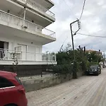 Sunny Apartment Elena