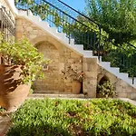 Traditional Cretan Stone House 4