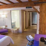 Hydrama Grand Hotel