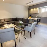 Amera - Troumpas Family Apartments