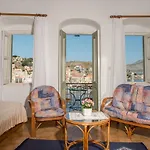 Penelope Apartment