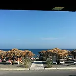 Pleasure Beachside Apartments