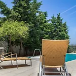 Corinthian Residence