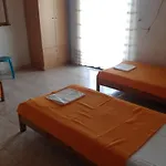 Vassilis Kalamaras Apartments
