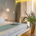 Swell Boutique Hotel