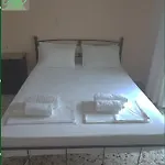 Vagia Kitsa Rooms